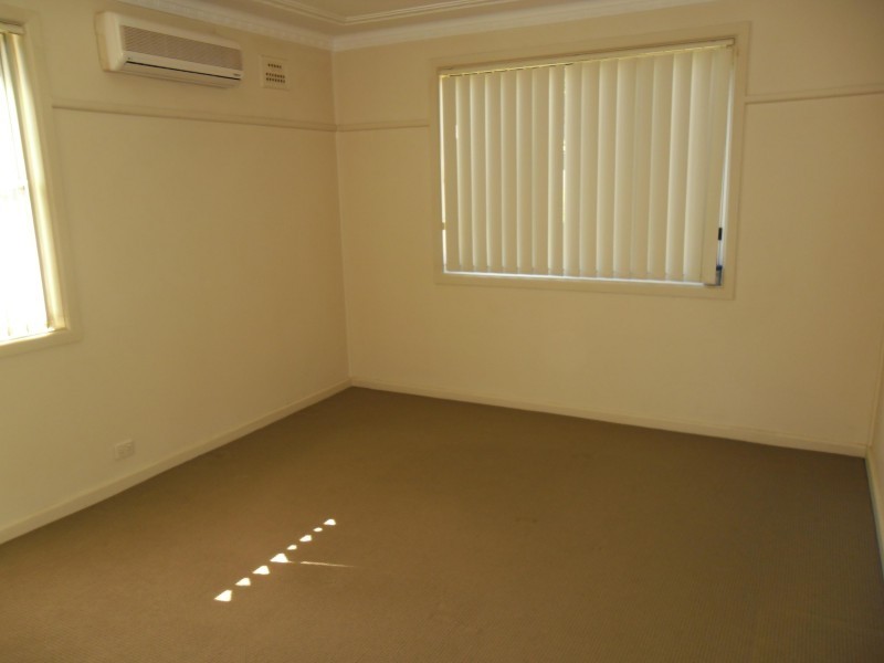 64 Caloola Road, Constitution Hill NSW 2145