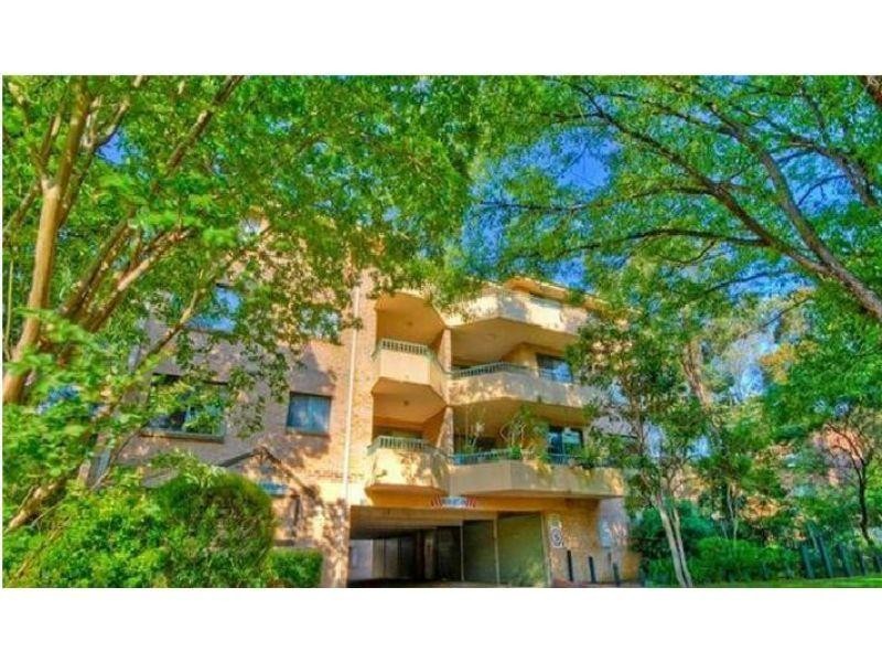 18/235-237 Targo Road, Toongabbie NSW 2146