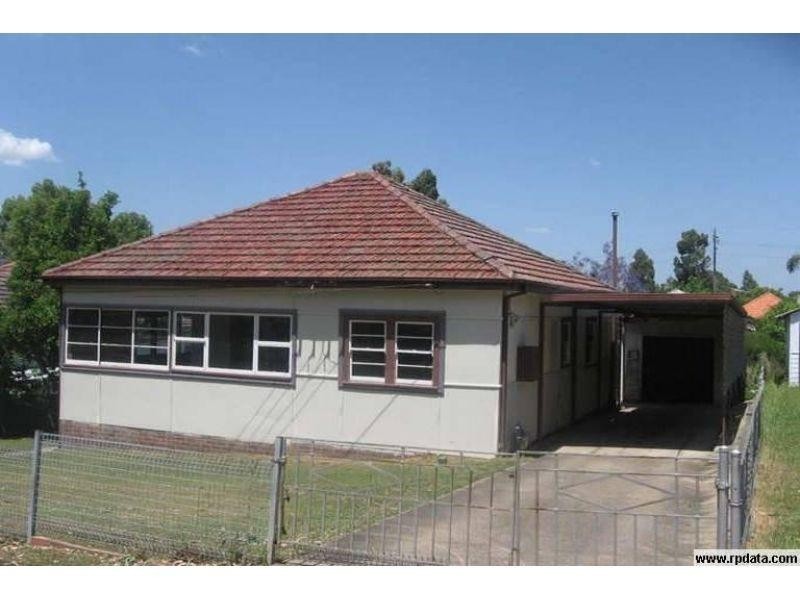 4 Stapleton Street, Wentworthville NSW 2145