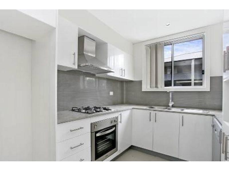 6/10-12 Water Street, Wentworthville NSW 2145