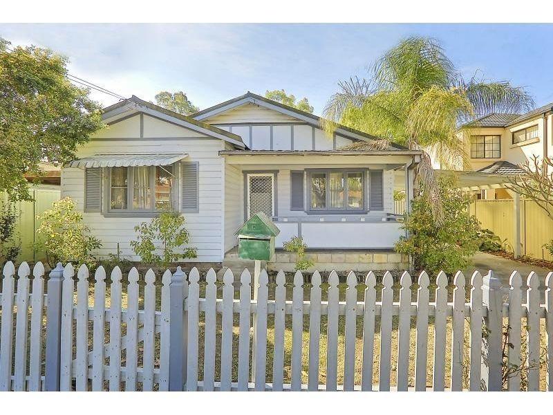 13 Oatlands Street, Wentworthville NSW 2145