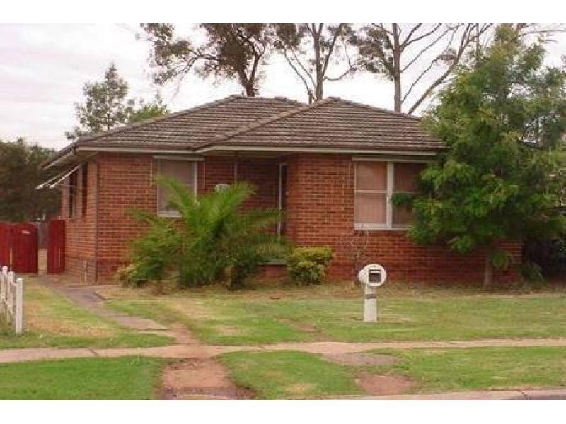 30  Moree Avenue, Westmead NSW 2145