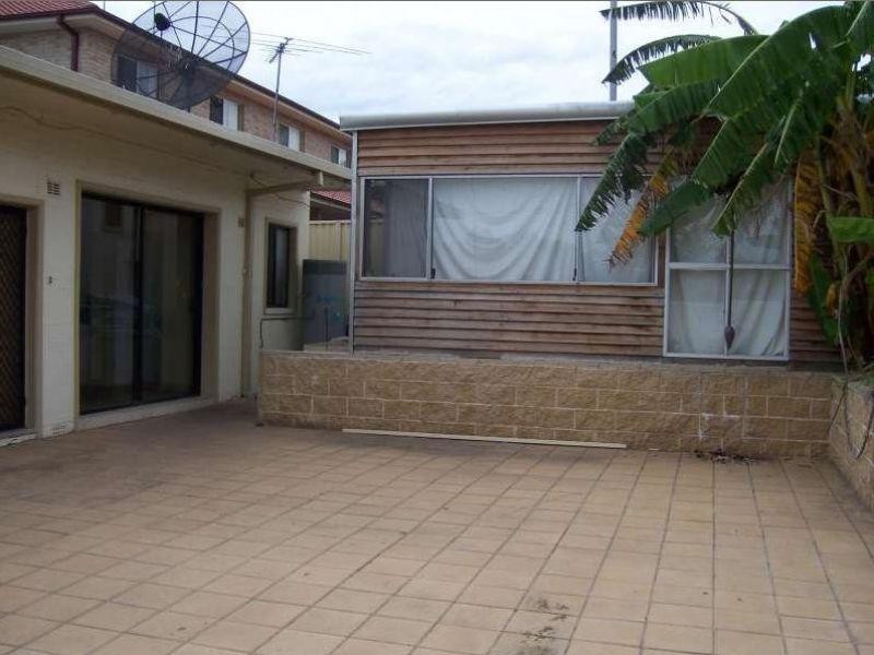 1/72 Magowar Road, Girraween NSW 2145