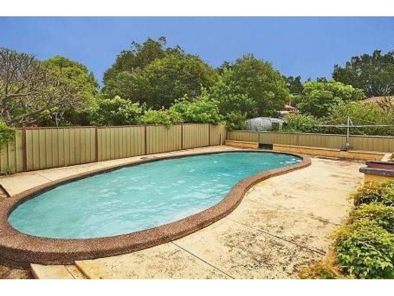 16 Cotswold Street, Westmead NSW 2145