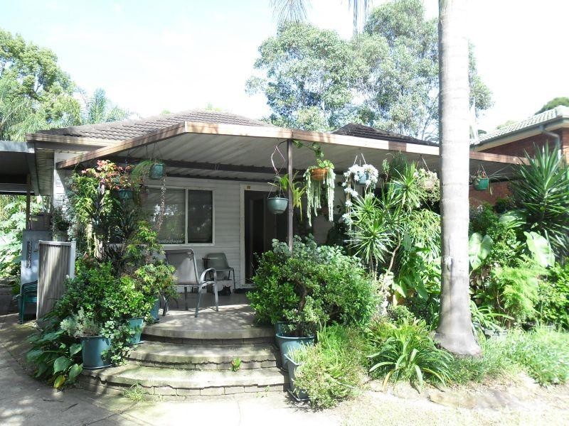 22 Premier Street, Toongabbie NSW 2146