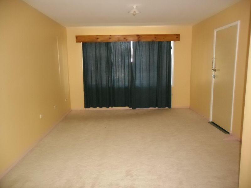 8 Polo Crescent, Girraween NSW 2145