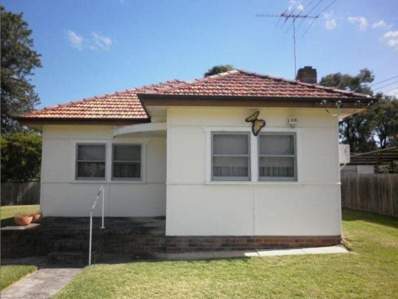4 Owen Street, Wentworthville NSW 2145