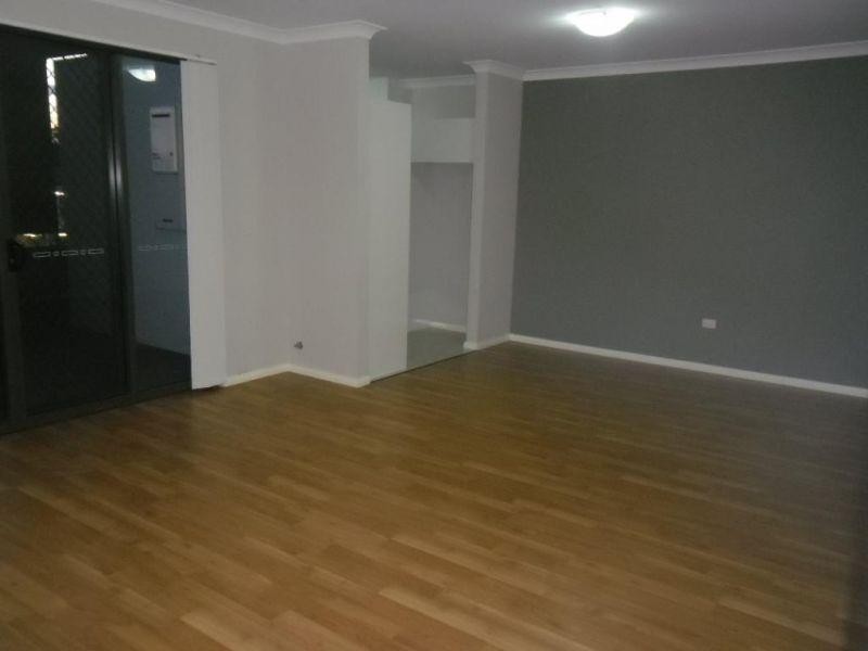 13/465 Wentworth Ave, Toongabbie NSW 2146