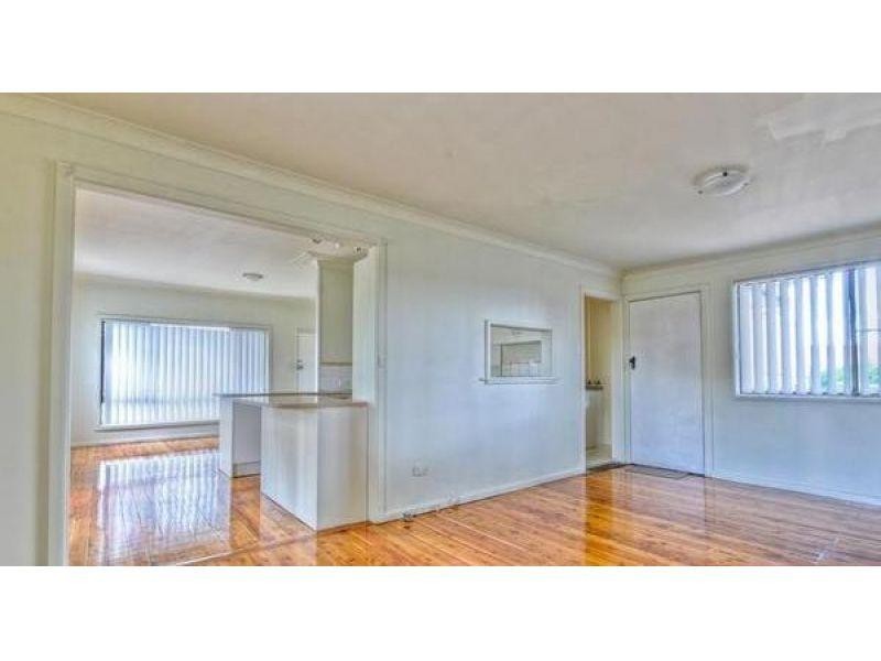 84 Fitzwilliam Road, Toongabbie NSW 2146