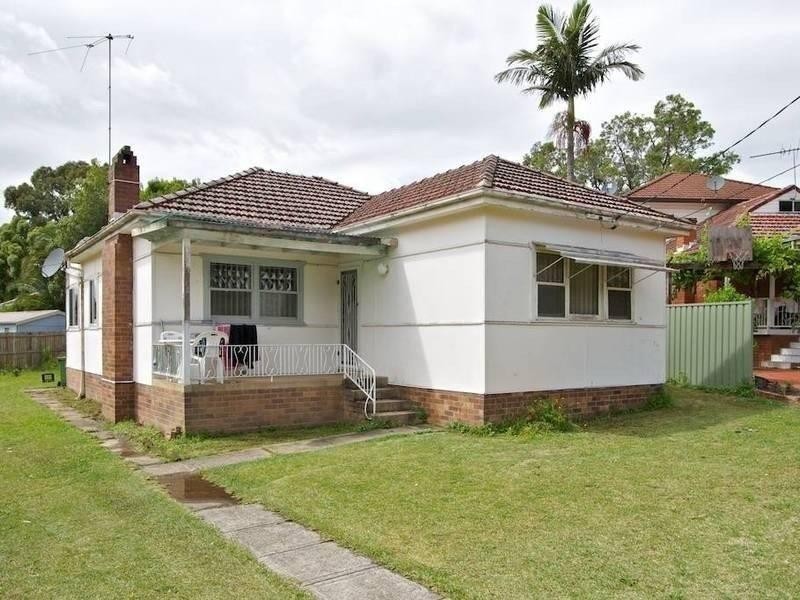 9 Graham Avenue, Wentworthville NSW 2145