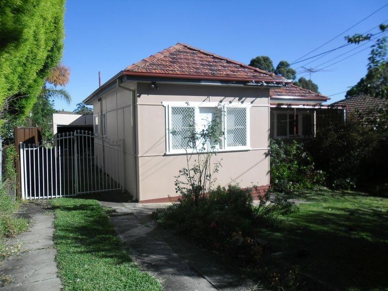 16  Burra Street, Pendle Hill NSW 2145