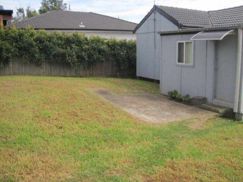 30  Burrabogee Road, Pendle Hill NSW 2145