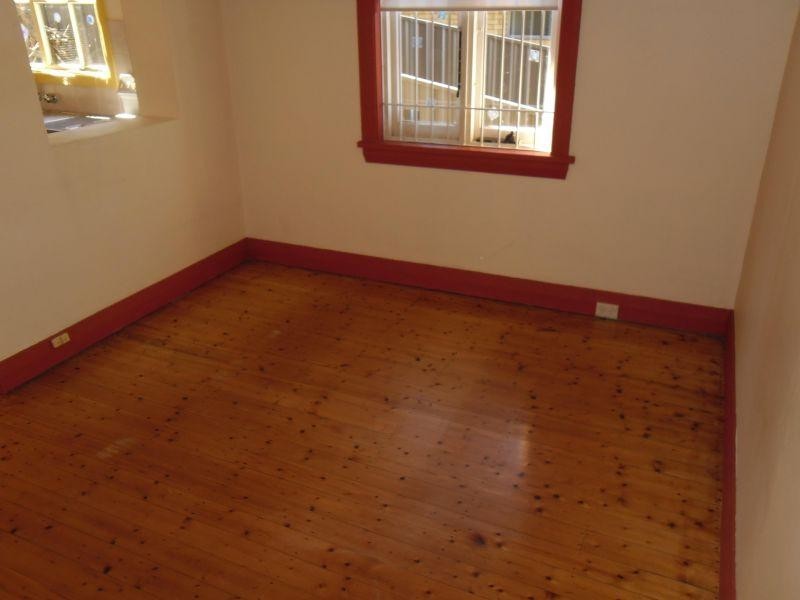 2/27 Page Street, Wentworthville NSW 2145