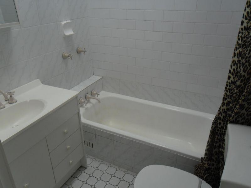 2/27 Page Street, Wentworthville NSW 2145