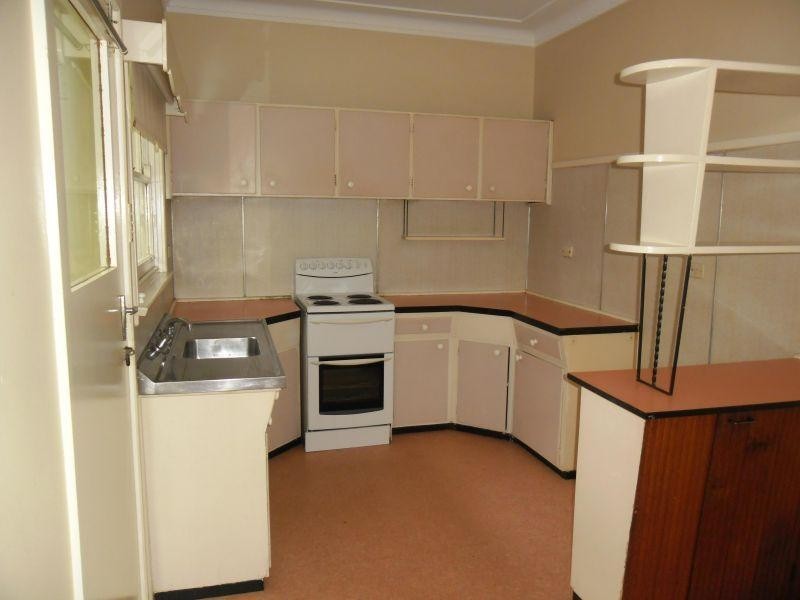 4 Calga Place, Old Toongabbie NSW 2146