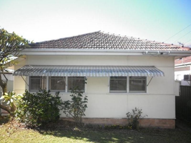 9 Levy Street, Pendle Hill NSW 2145