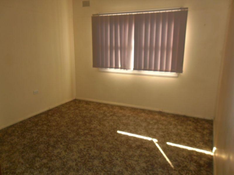 9 Levy Street, Pendle Hill NSW 2145