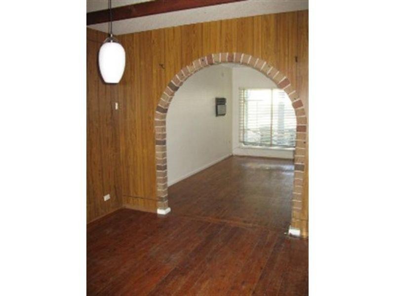 18 Bogalara Road, Old Toongabbie NSW 2146