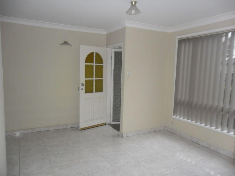 7 Michelle Drive, Constitution Hill NSW 2145