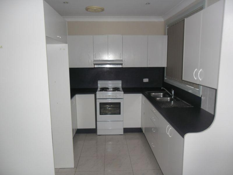 7 Michelle Drive, Constitution Hill NSW 2145