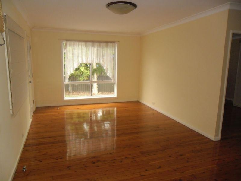 12 Birtles Avenue, Pendle Hill NSW 2145