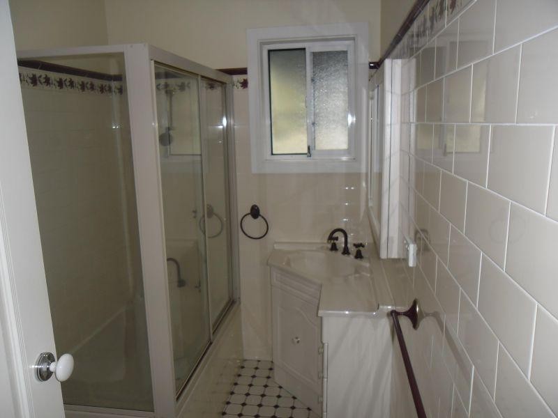 12 Birtles Avenue, Pendle Hill NSW 2145