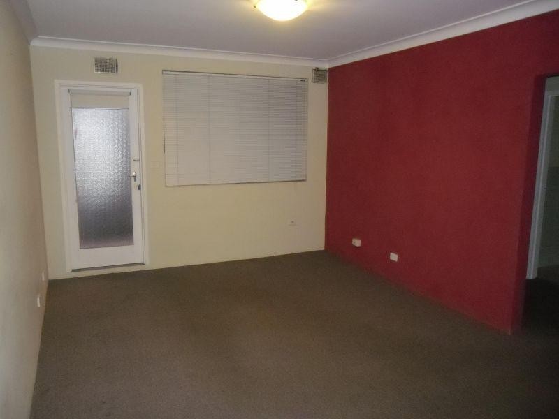 1/12 Emert Street, Wentworthville NSW 2145