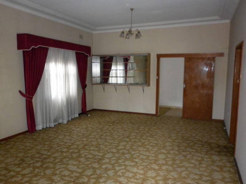 52 Darcy Road, Westmead NSW 2145