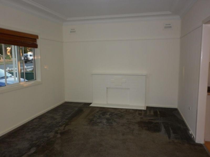 64 Bungaree Road, Toongabbie NSW 2146