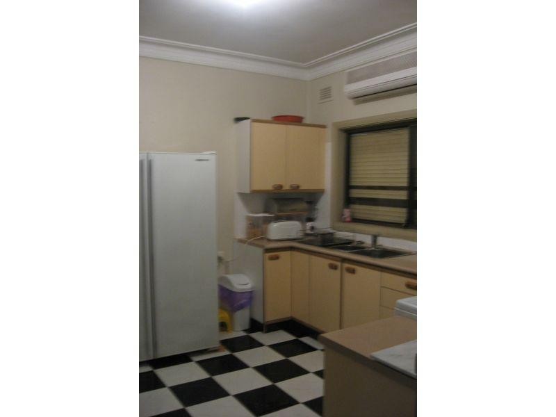 19 Tungarra Road, Girraween NSW 2145