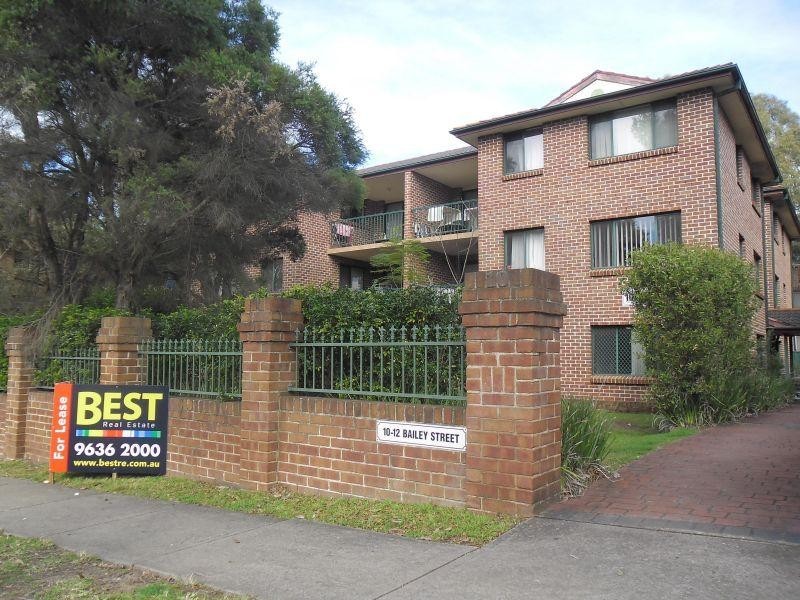 1/10-12 Bailey Street, Westmead NSW 2145