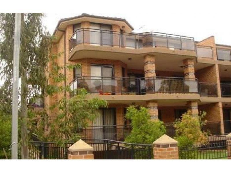 2/78-80 Lane Street, Wentworthville NSW 2145