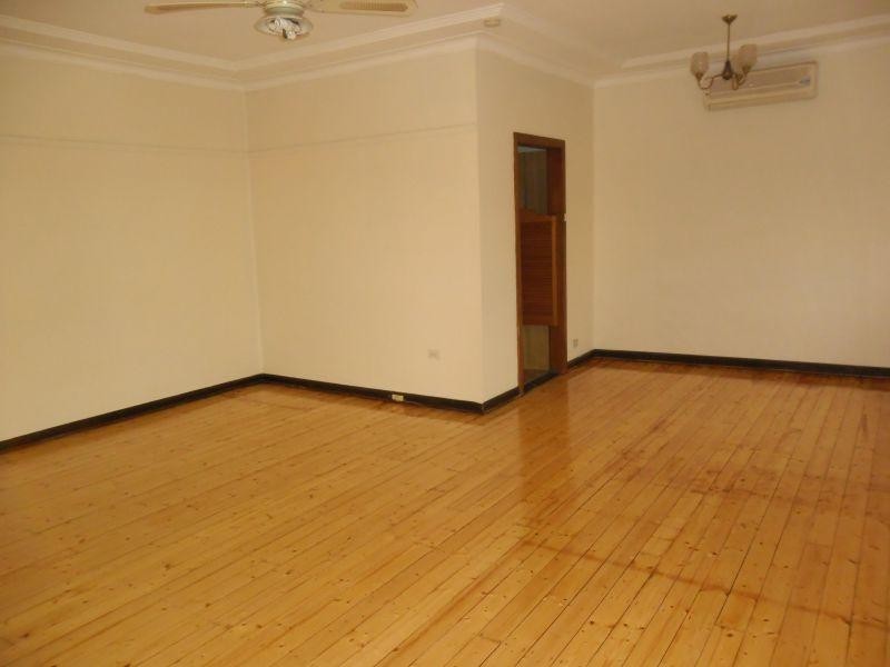 10 Levy Street, Pendle Hill NSW 2145