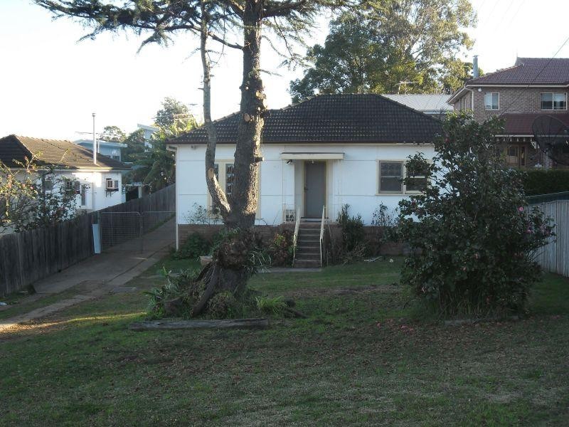 32 Mount Street, Constitution Hill NSW 2145