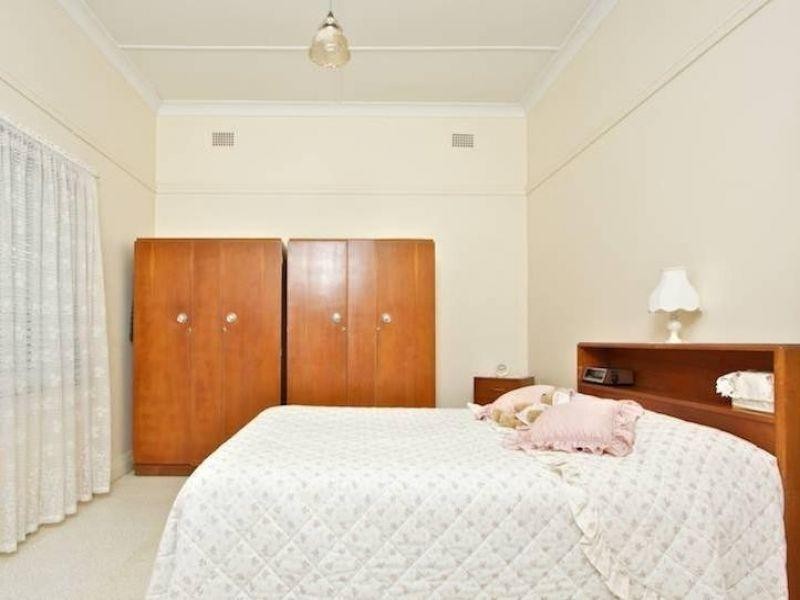 6 Fullagar Road, Wentworthville NSW 2145