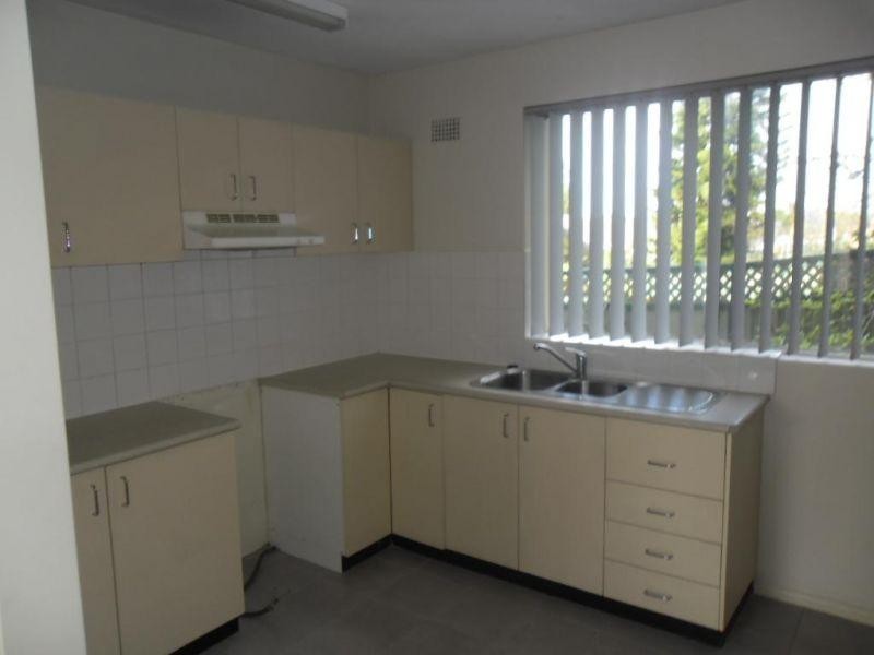 1/2 Stapleton Street, Wentworthville NSW 2145