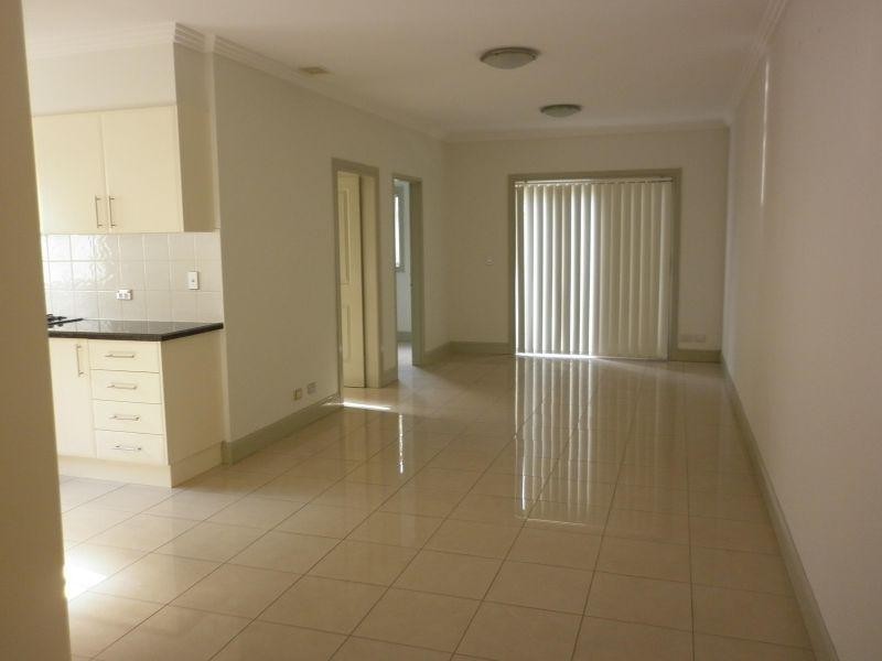 1/17 Essington Street, Wentworthville NSW 2145