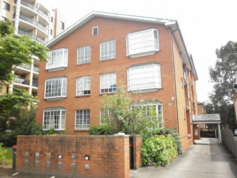 8/23 Caroline Street, Westmead NSW 2145
