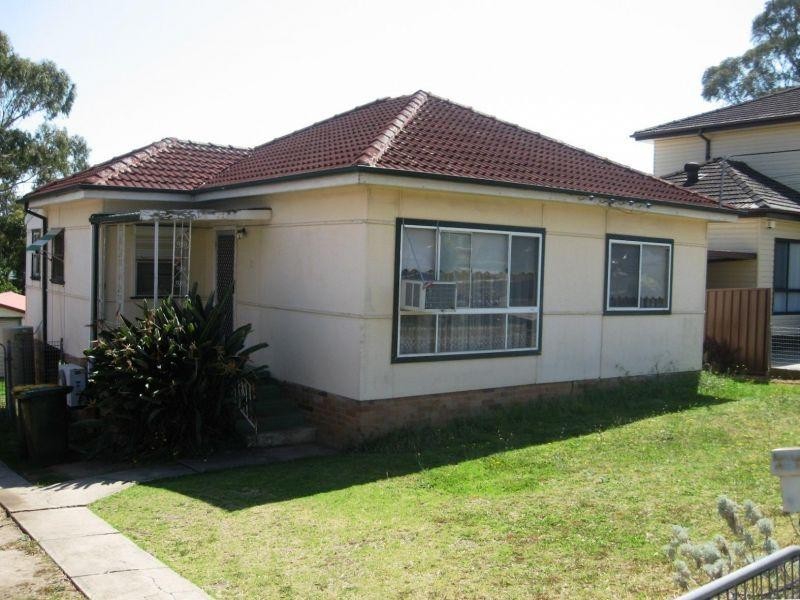 7 Ash Street, Greystanes NSW 2145