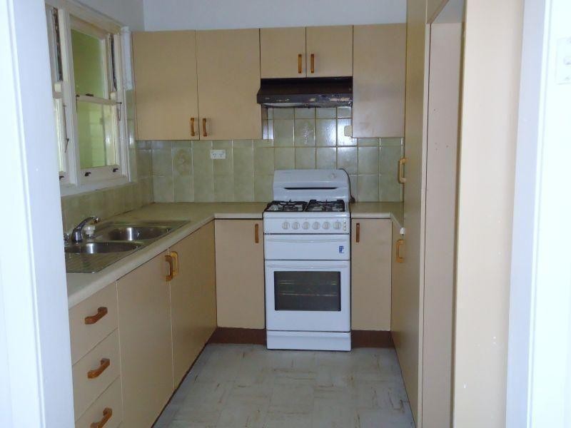 24 Church Avenue, Westmead NSW 2145