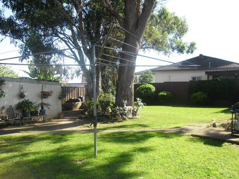 43  Mandoon Road, Girraween NSW 2145