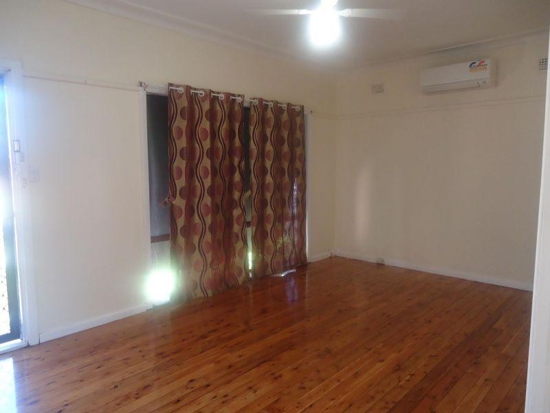 43  Mandoon Road, Girraween NSW 2145