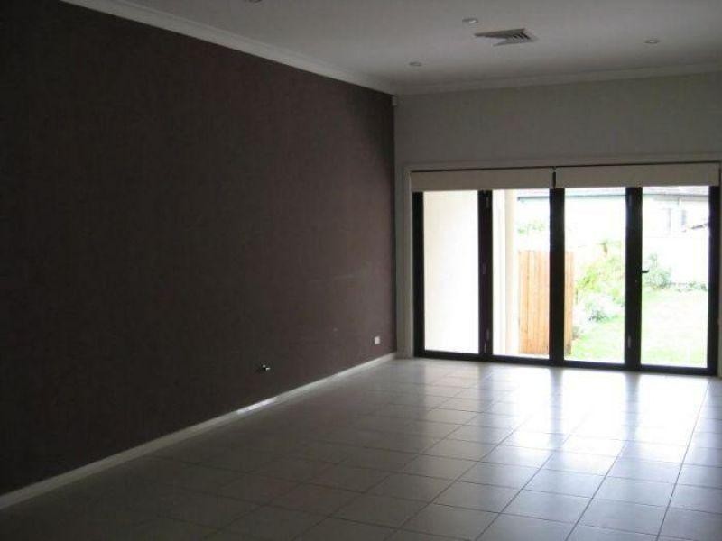 15 Drew Street, Westmead NSW 2145