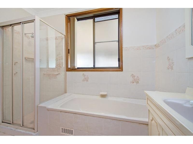 19 Bombala Street, Pendle Hill NSW 2145