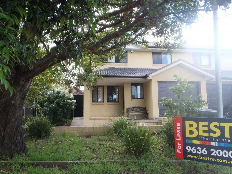 4 Lismore Street, Pendle Hill NSW 2145