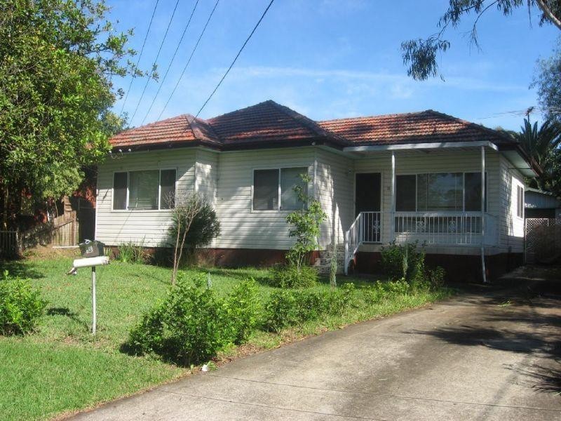 13 Bombala Street, Pendle Hill NSW 2145