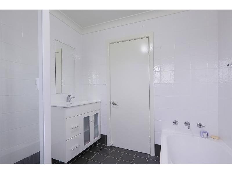 2  Jewelsford Road, Wentworthville NSW 2145