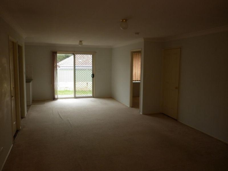 9/44 Ballandella Road, Toongabbie NSW 2146