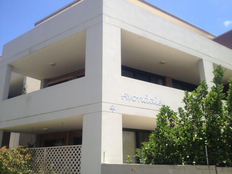 3/4 Darcy Road, Westmead NSW 2145