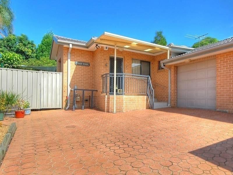 2/164B  Targo Road, Girraween NSW 2145